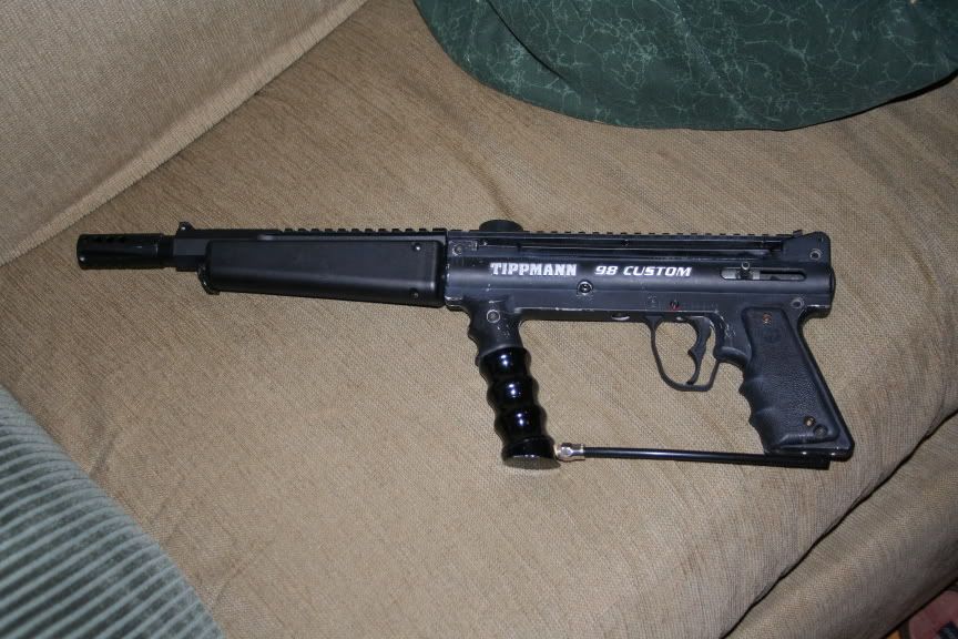 What science is involved to make a compressed air can go into liquid